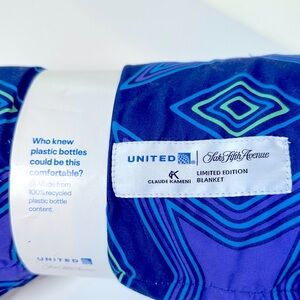 🆕 Limited Edition Blanket by Saks Fifth Ave w/ Claude Kameni for United Polaris